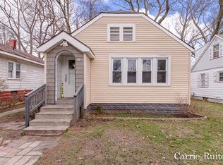 996 Catherine Ave, Muskegon, MI 49442