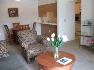 1209 Cannon View Ln APT 8, Junction City, KS 66441