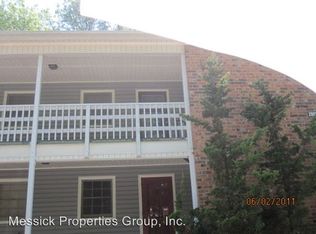 2890 L Carriage Dr, Winston Salem, NC 27106