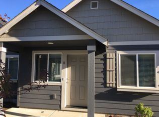 1250 W McKinney Butte Rd UNIT 8, Sisters, OR 97759