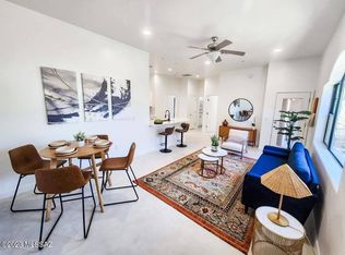 2016 E River Rd #205, Tucson, AZ 85718