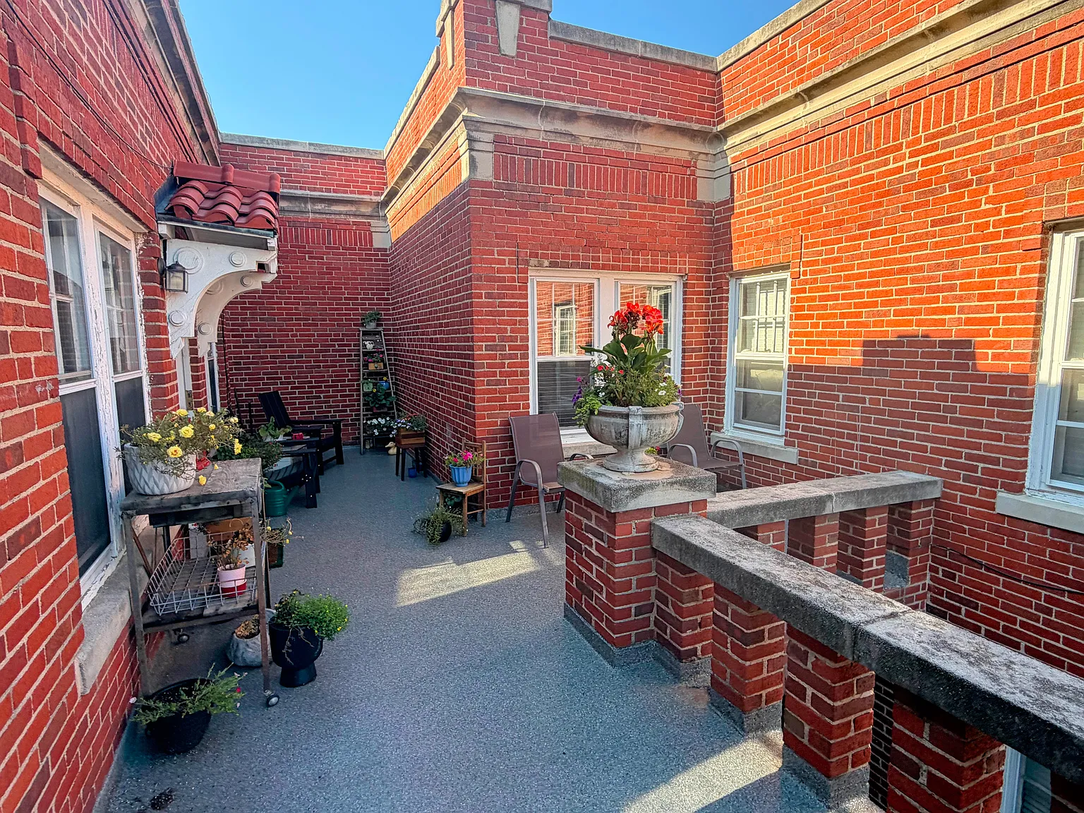 2 bed, 975 sqft, $1,225 — Photo 3