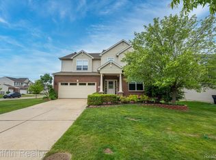 3885 Silver Charm Ln, Howell, MI 48843