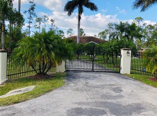 3411 Golden Gate Blvd E, Naples, FL 34120