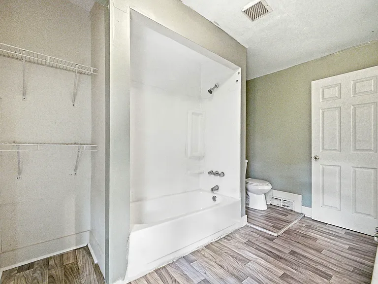 511 Edgewood Ave — Photo 24