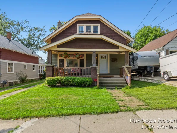 1130 Myrtle St NW, Grand Rapids, MI 49504