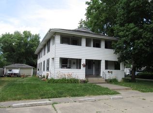 410 E Provost St, Amboy, IL 61310