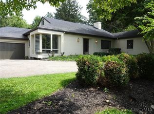 2646 Fair Oaks Ln, Cincinnati, OH 45237