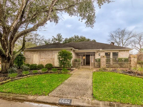 6630 Preston Trail Dr, Houston, TX 77069