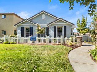 2450 W J St, Oakdale, CA