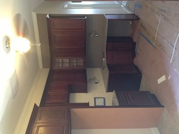 370 Himrod St, Brooklyn, NY 11237