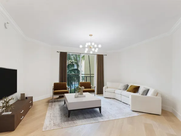 720 S Sapodilla Avenue #204, West Palm Beach, FL 33401