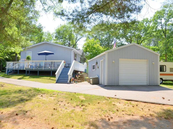 303 North St W, Nevis, MN 56467