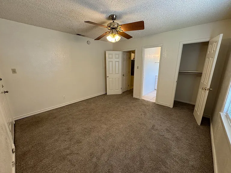 1301 Franz Dr — Photo 20