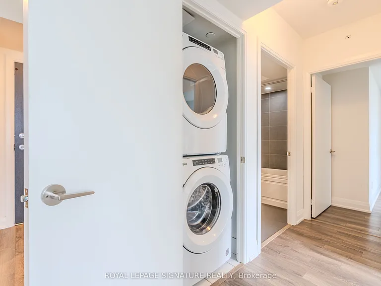 1461 Lawrence Ave W #1101 — Photo 16