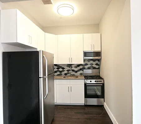 Rented by Rental Solutions Inc | media 49