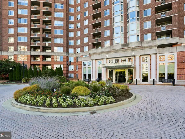 5809 Nicholson Ln APT 316, North Bethesda, MD 20852
