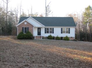 16460 Jolly Rd, Disputanta, VA 23842