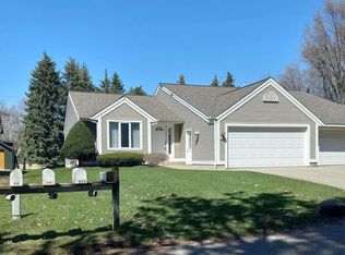 311 E 20th St, Holland, MI 49423