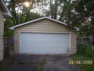 2nd image of 5528 Cheshire St
