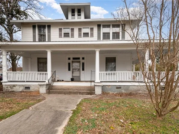 510 Piedmont St, Reidsville, NC 27320