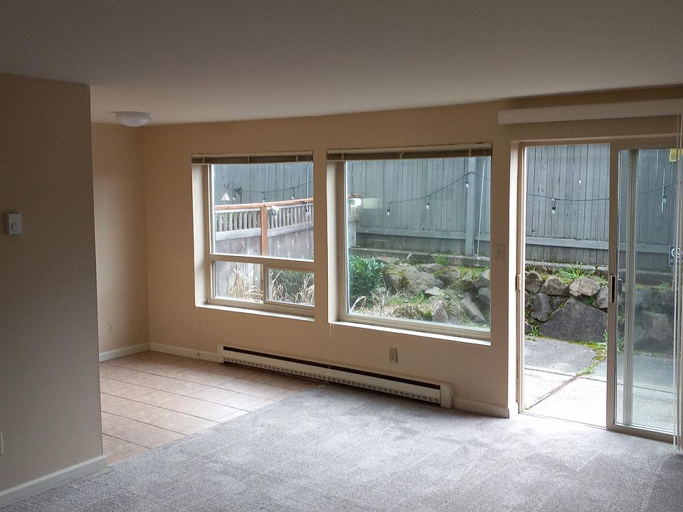 1st image of 7515 35th Ave SW #102