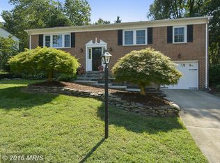 1403 Oakbrooke Ave, Alexandria, VA 22308