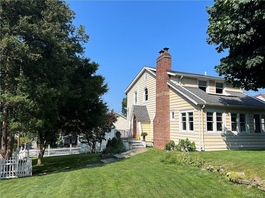 35 Wilson Avenue, Valhalla, NY 10595 MLS H6259131 Zillow