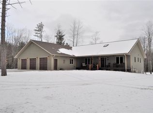 W6195 Barker Rd, Amberg, WI 54102