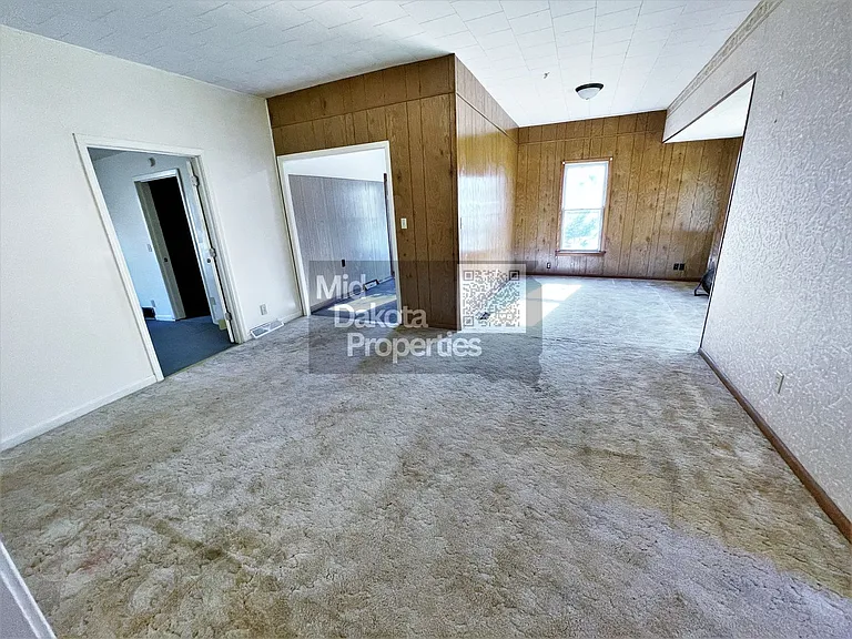 420 S Duff St — Photo 4