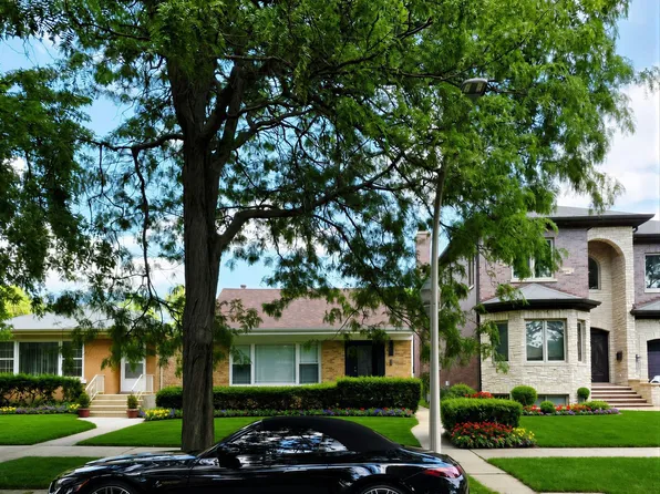 6311 N Kedvale Ave, Chicago, IL 60646