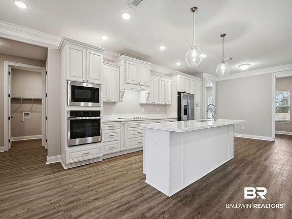 5th image of 12942 Gondala St