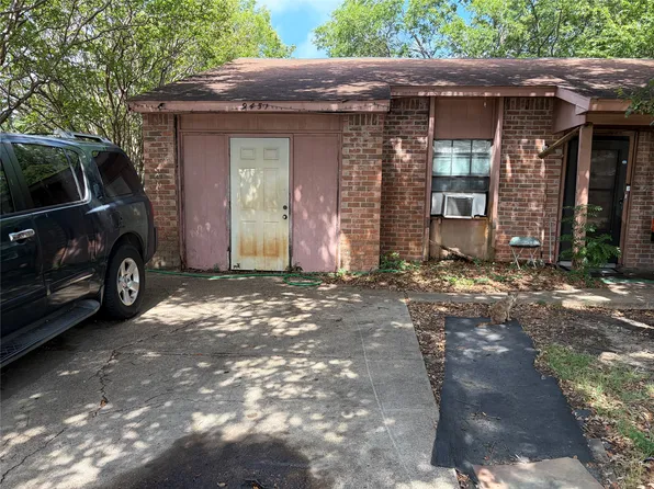 9451 Culberson St, Dallas, TX 75227