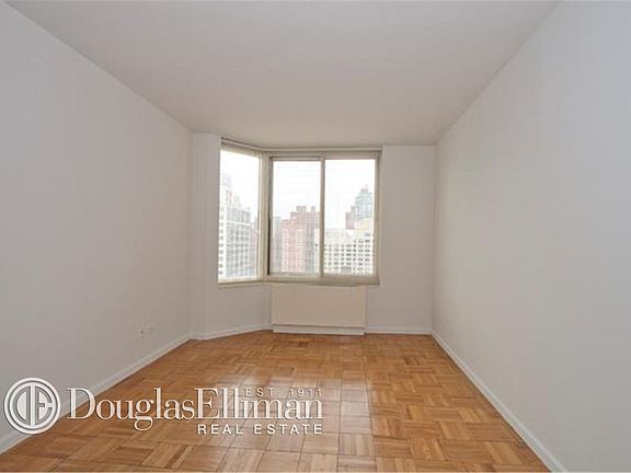 2nd image of 1775 York Ave APT 30H