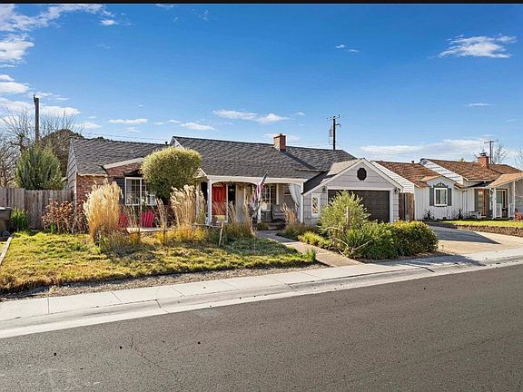2nd image of 3012 El Prado Way