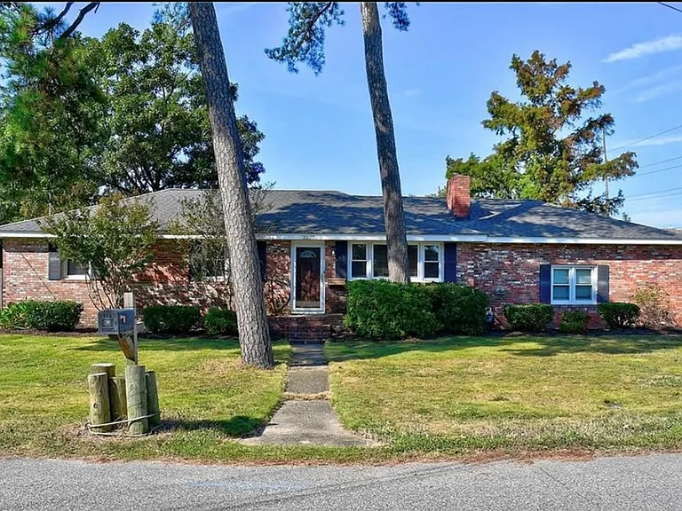 2237 Ebb Tide Rd — Photo 1