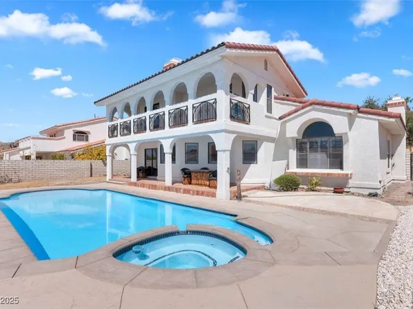 2149 Avalon Dr, Laughlin, NV 89029