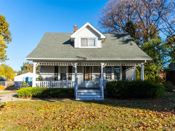 1846 N Gulley Rd, Dearborn, MI 48128