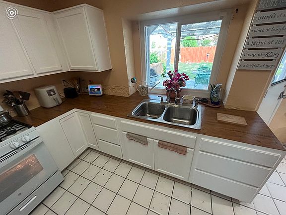 2nd image of 16702 Kettenburg Ln