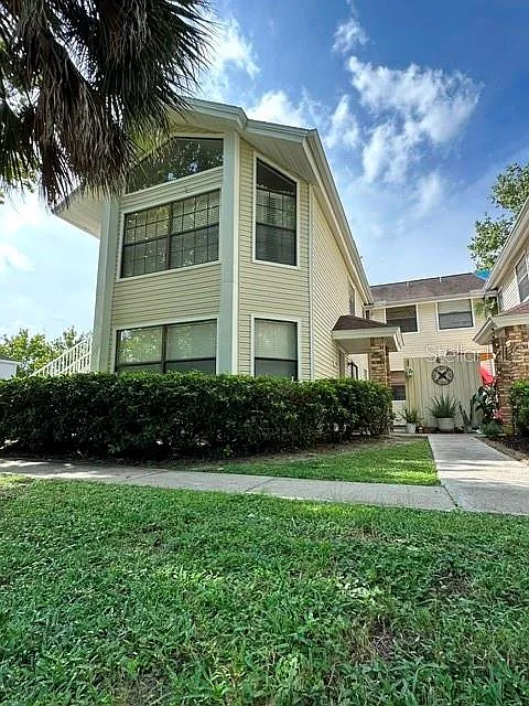 3 bed, 2.0 bath, 1250 sqft, $1,850 — Photo 2