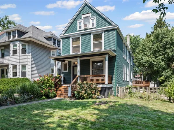 1842 W Greenleaf Ave, Chicago, IL 60626