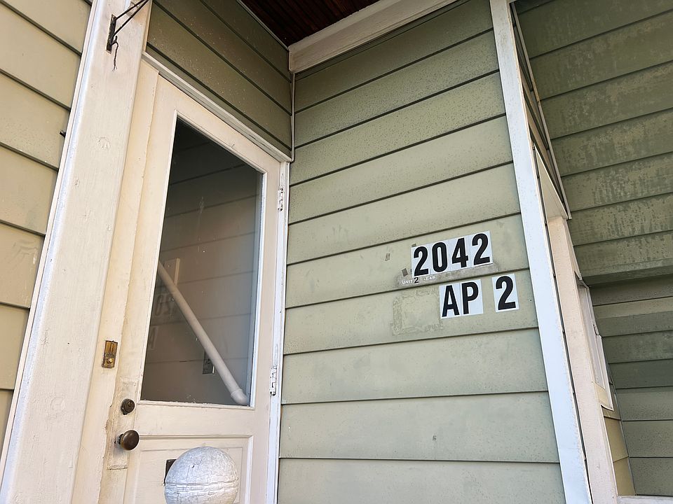 1st image of 2042 Hanover Ave #2