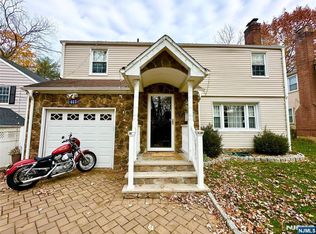 403 Lantana Ave, Englewood, NJ 07631