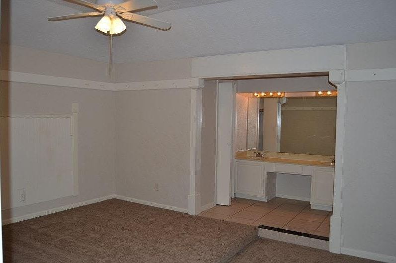 1st image of 2430 Stillmeadow Dr