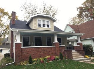 612 W Healey St APT 2, Champaign, IL 61820