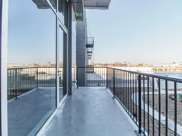 6 Corners Lofts — Photo 63