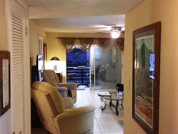 4th image of 2701 E Sunrise Lakes Dr #309
