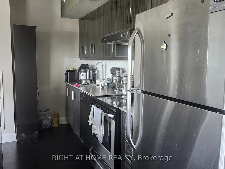 160 Vanderhoof Ave #306 — Photo 19