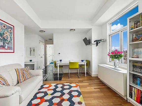 2nd image of 106 W 116th St APT 11A