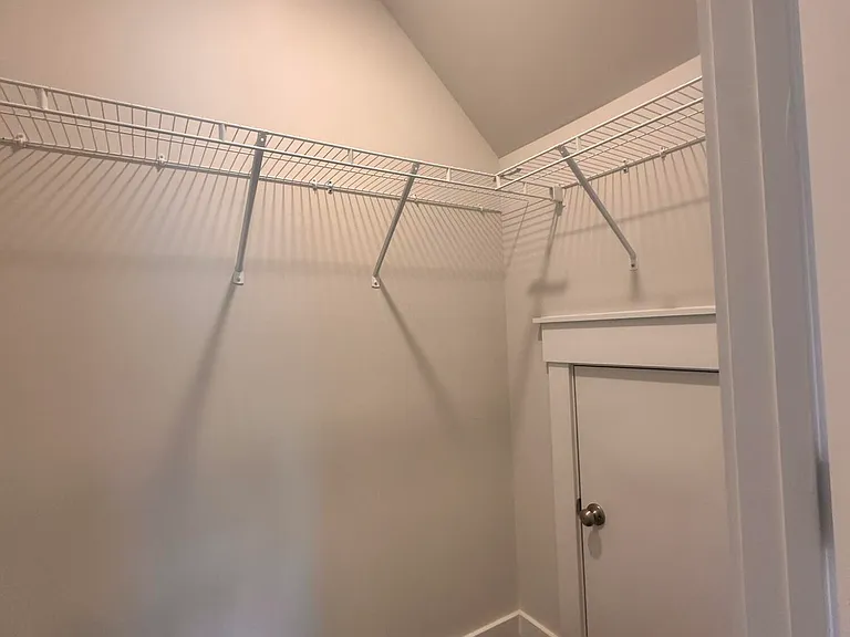 201 Thistleberry Dr — Photo 50